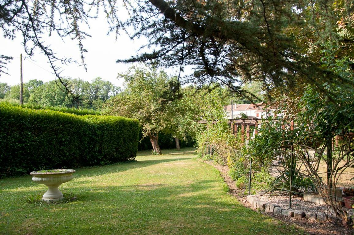Maison Lalongere Longueville  Eksteriør billede